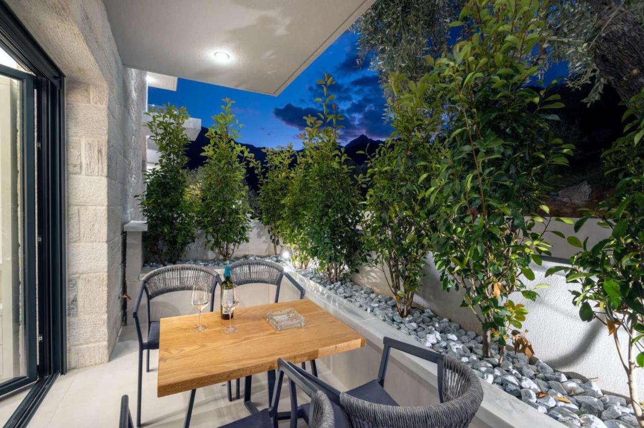 Toska Tower Aparthotel Chrysi Ammoudia Exterior foto